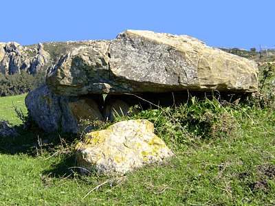 Sierra del Retn (Barbate): Dolmen ret-01.