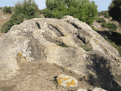 Tumbas antropomorfas.