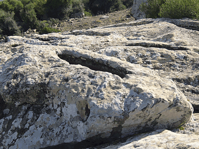 Tumbas antropomorfas.